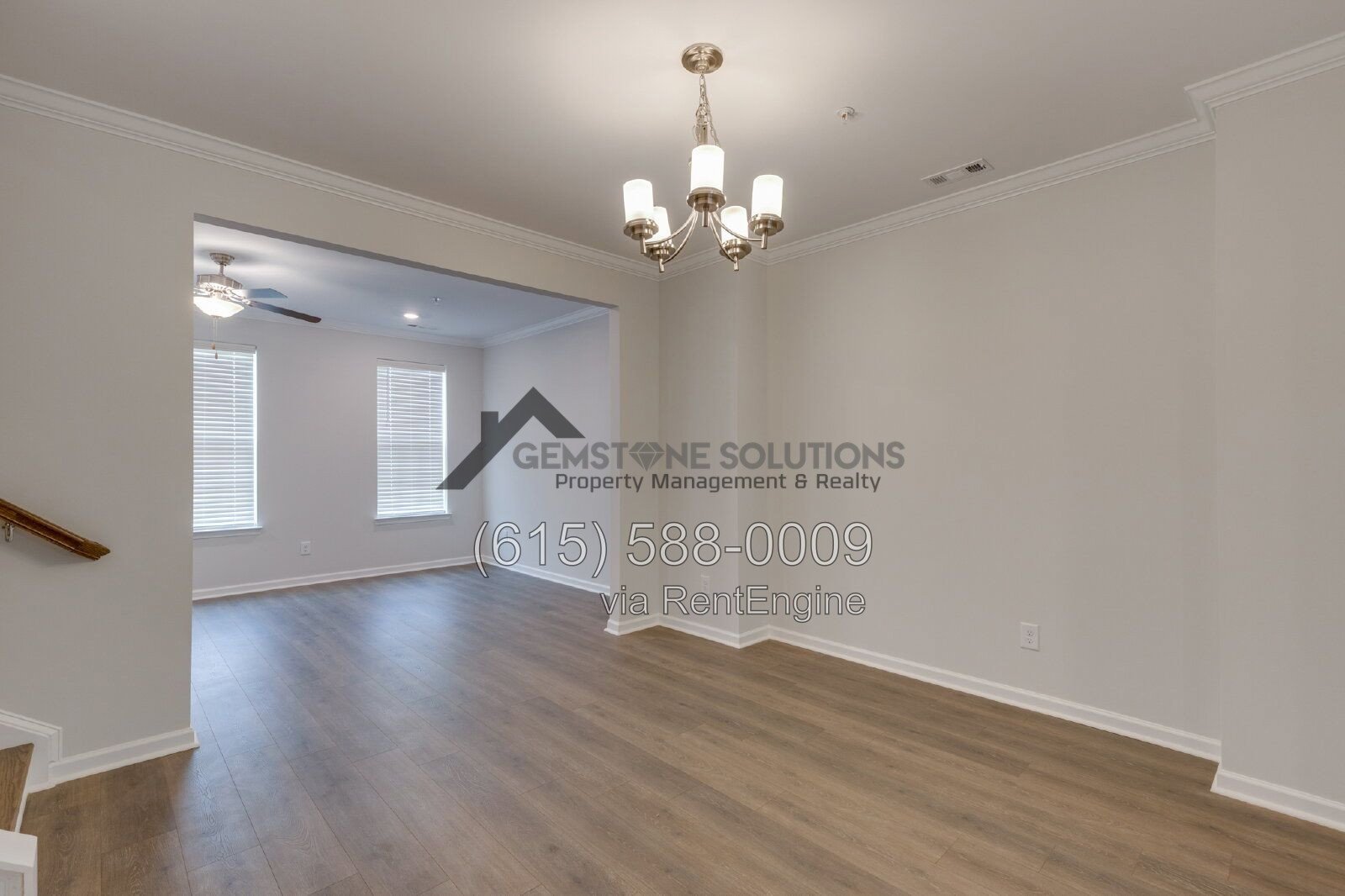 Modern Tollgate Village Townhome – 3 bedrooms, 3.5 Bathrooms in 3 Levels property image