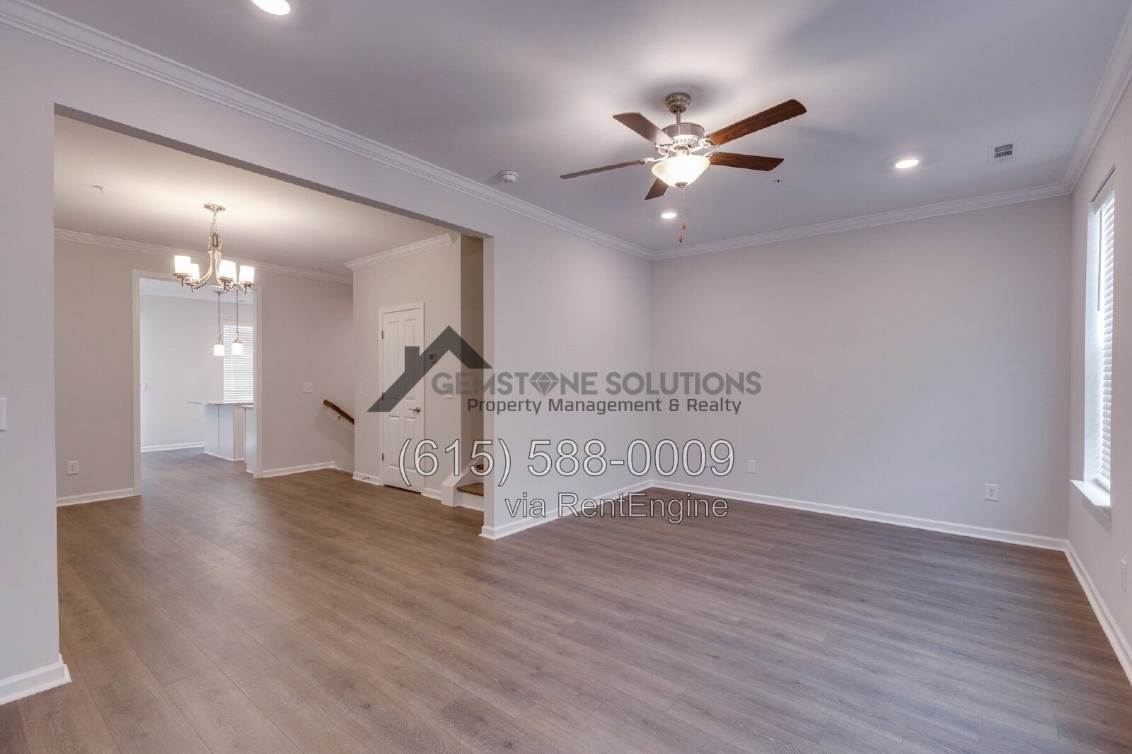 Modern Tollgate Village Townhome – 3 bedrooms, 3.5 Bathrooms in 3 Levels property image