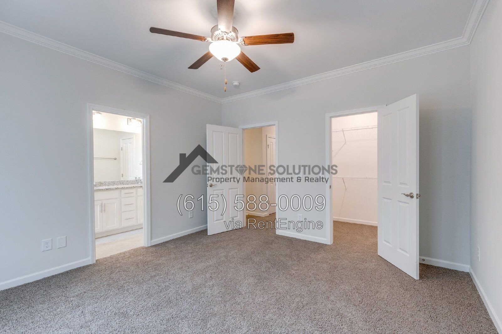 Modern Tollgate Village Townhome – 3 bedrooms, 3.5 Bathrooms in 3 Levels property image