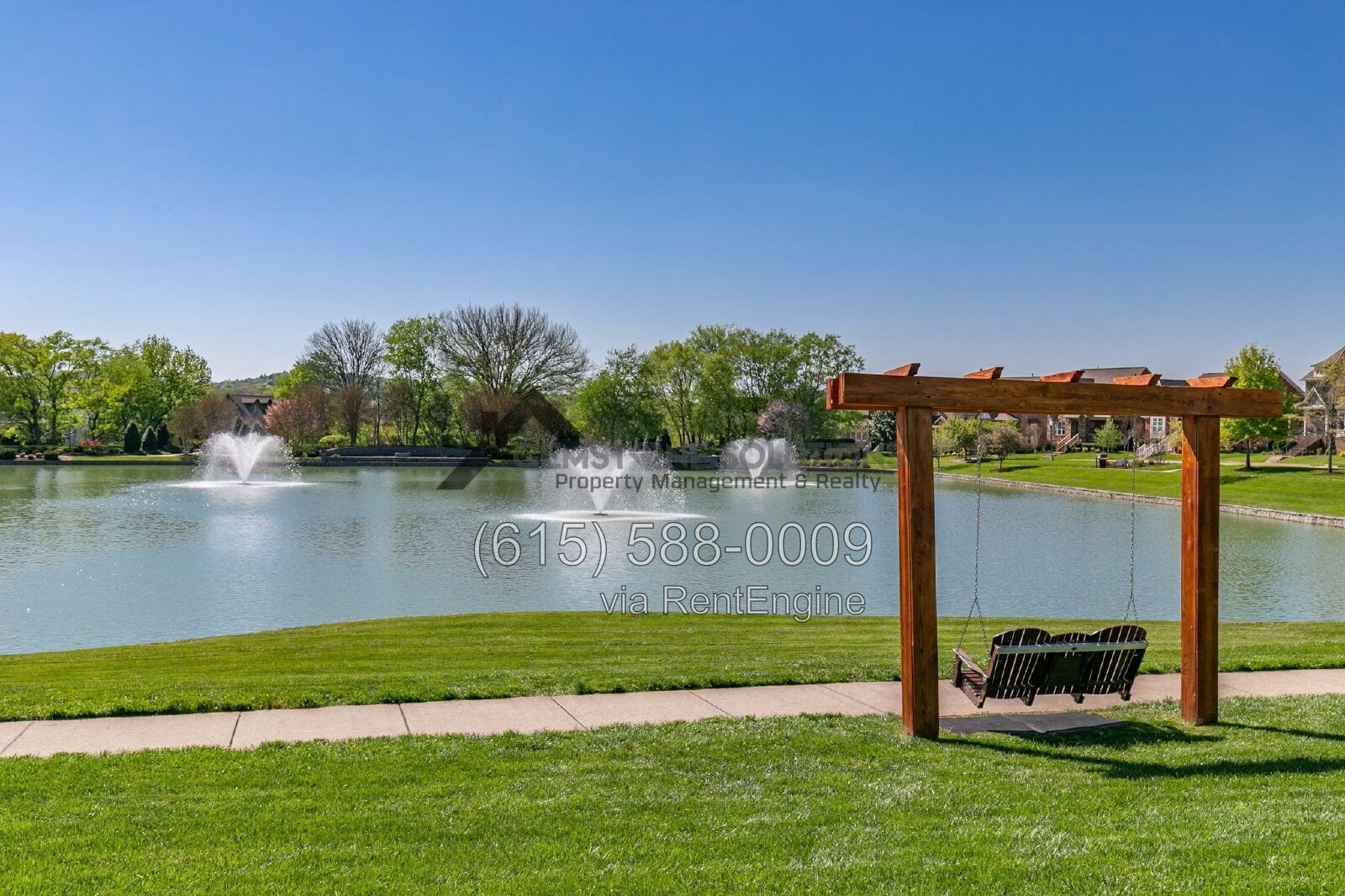 Modern Tollgate Village Townhome – 3 bedrooms, 3.5 Bathrooms in 3 Levels property image