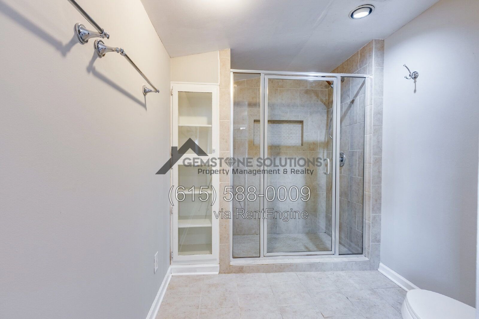 Charming 3beds 2 baths home in Nashville property image