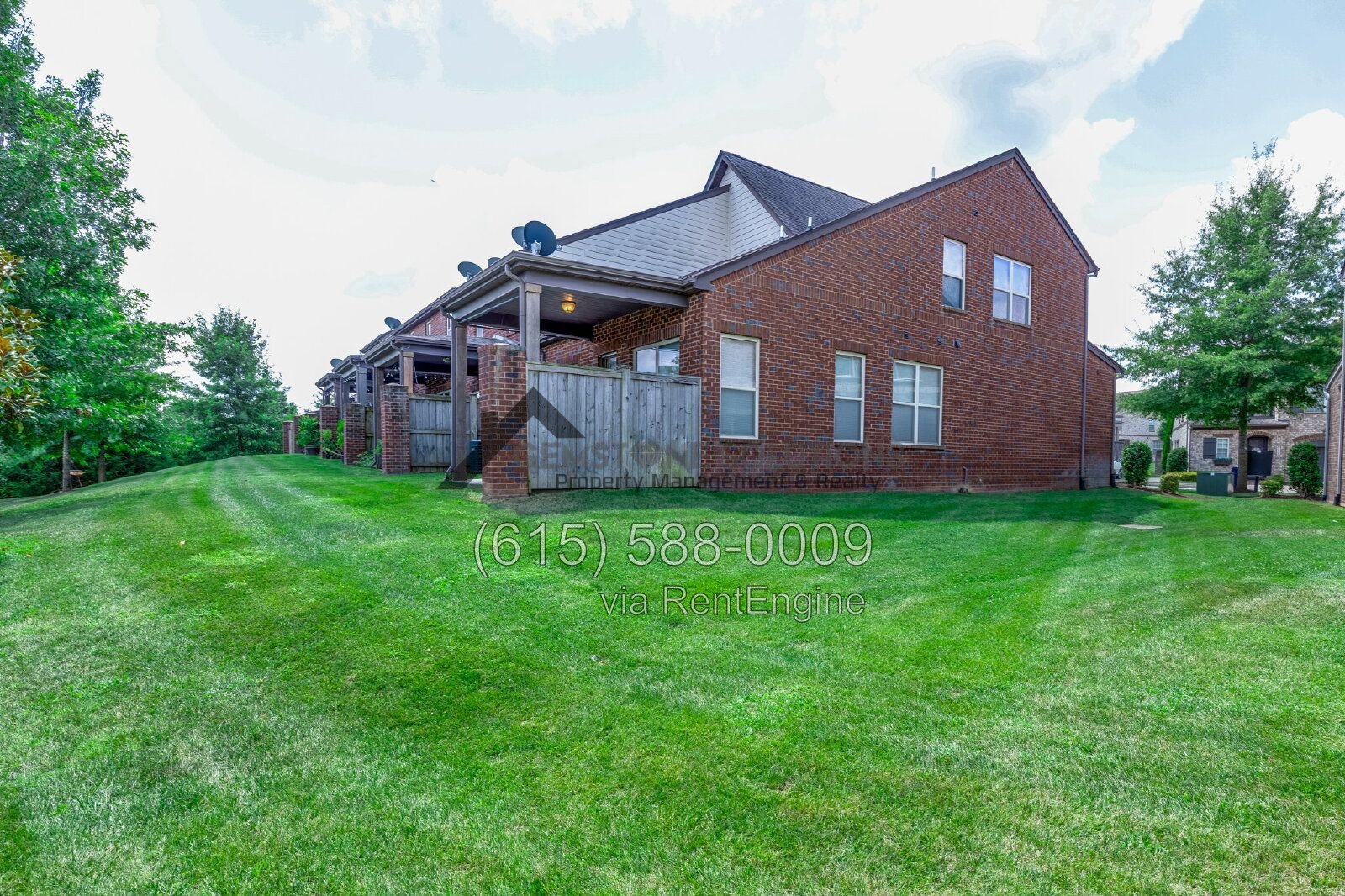 Charming 3 Bedrooms 2.5 nathrooms end-unit townhouse in Thompson Station property image