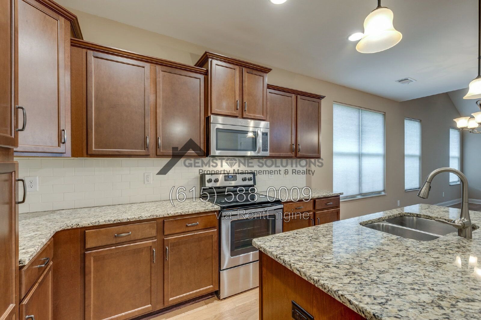 Charming 3 Bedrooms 2.5 nathrooms end-unit townhouse in Thompson Station property image
