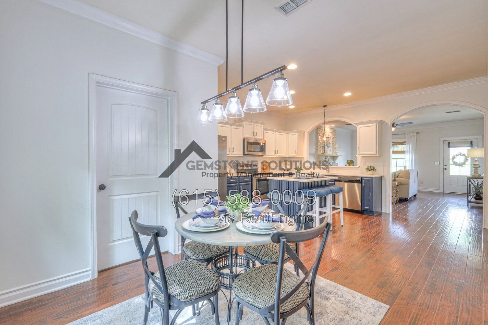 Charming 3-bedroom, 2.5-bathroom home in the heart of Spring Hill property image