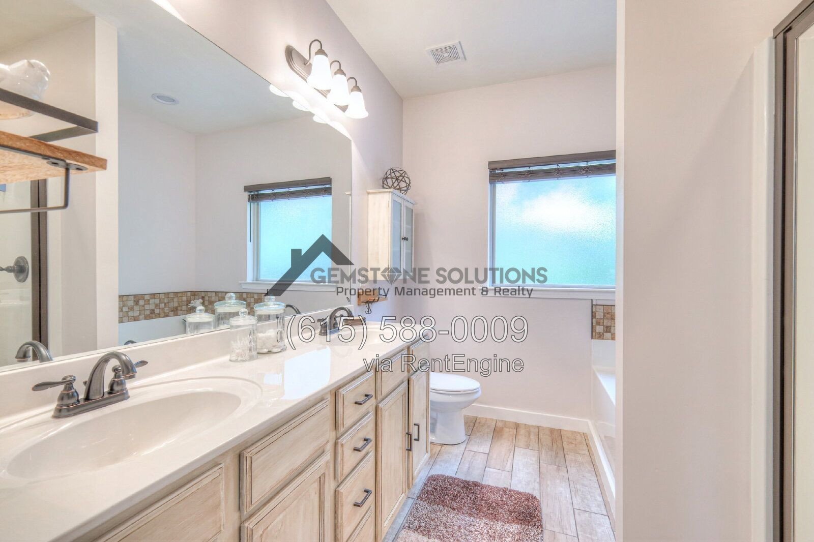Charming 3-bedroom, 2.5-bathroom home in the heart of Spring Hill property image