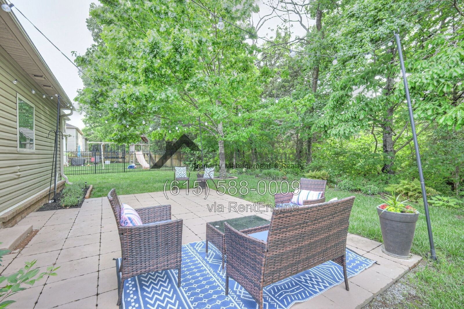 Charming 3-bedroom, 2.5-bathroom home in the heart of Spring Hill property image