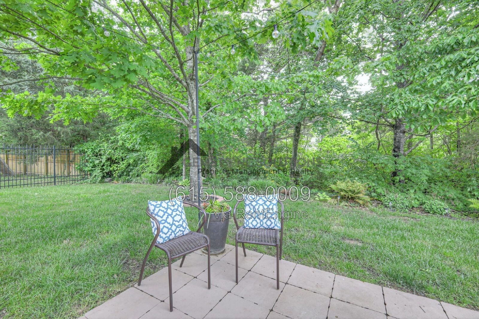 Charming 3-bedroom, 2.5-bathroom home in the heart of Spring Hill property image