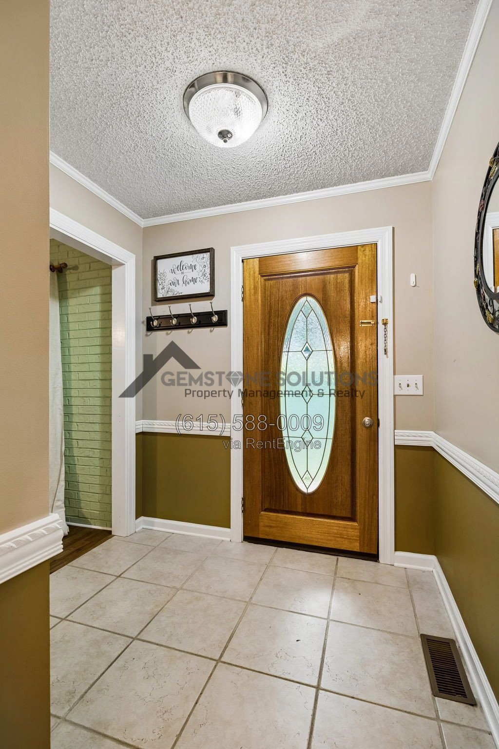 Spacious 4-Bedroom 3.5 bathroom Home with Private Mother-in-Law Suite! in Goodlettsville property image