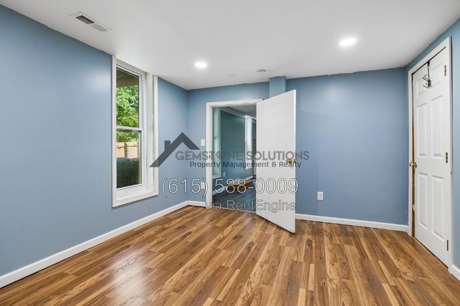Spacious 4-Bedroom 3.5 bathroom Home with Private Mother-in-Law Suite! in Goodlettsville property image