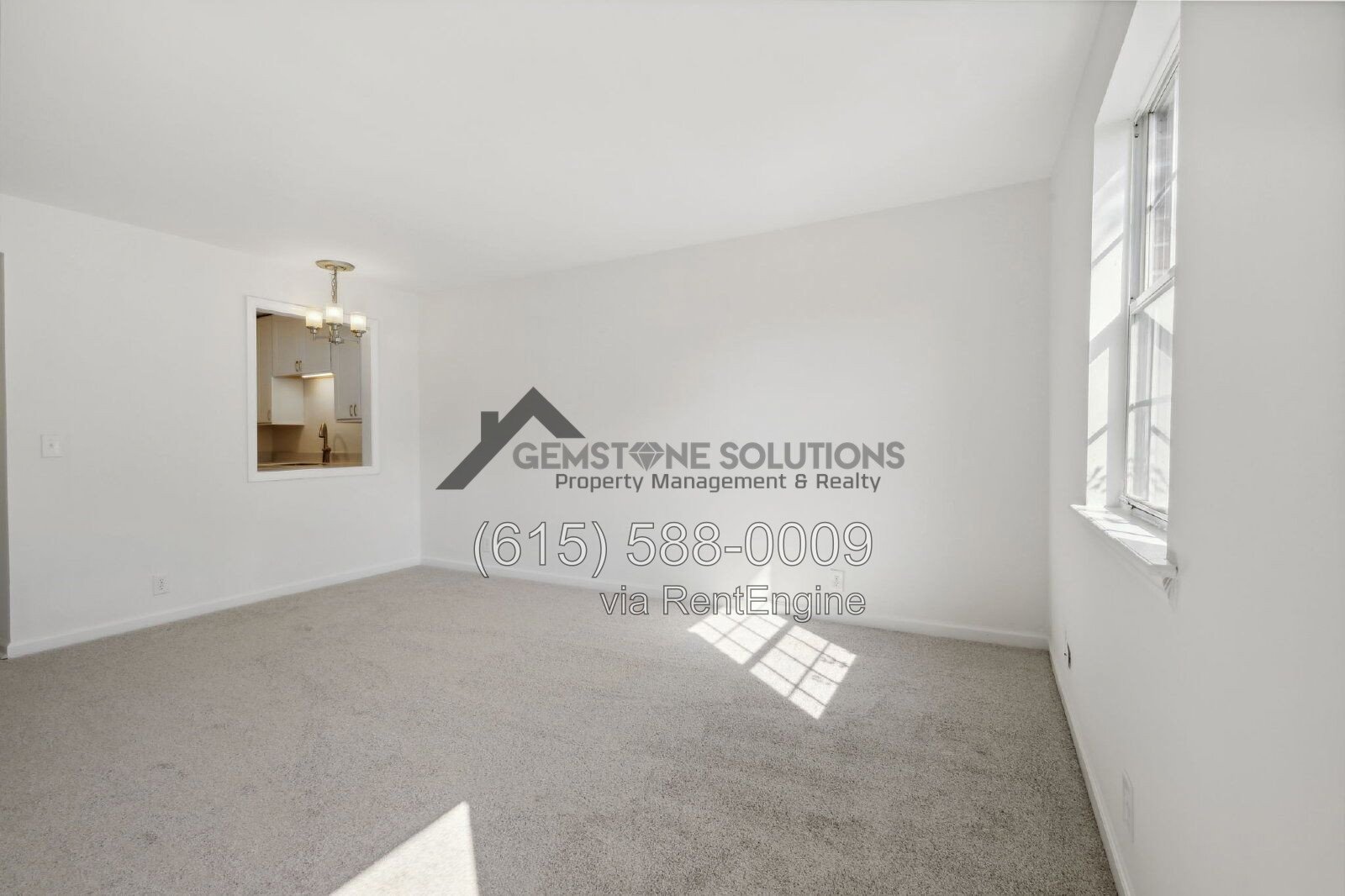 Charming 1 bed 1.5 bath at Laurelwood property image