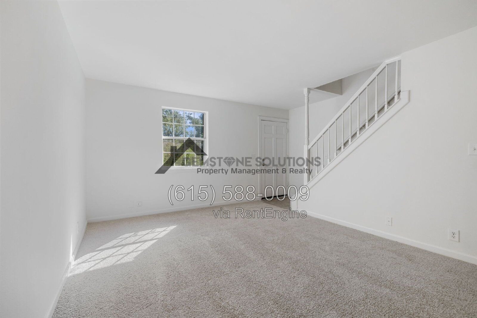 Charming 1 bed 1.5 bath at Laurelwood property image