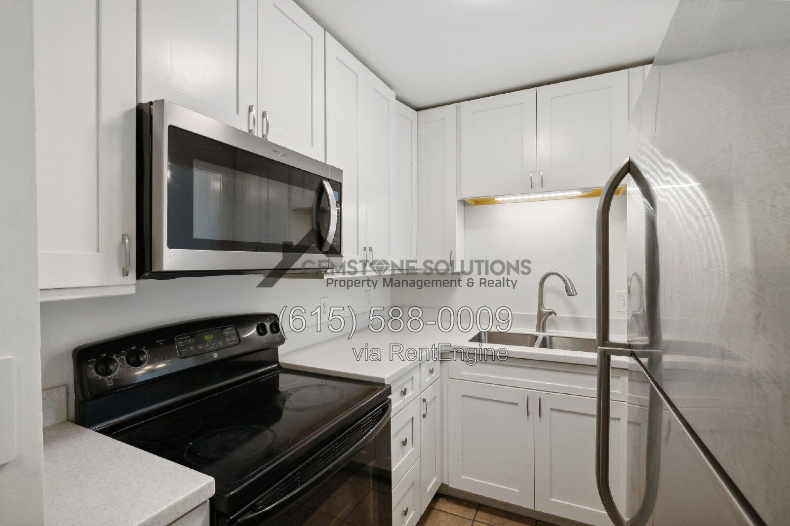 Charming 1 bed 1.5 bath at Laurelwood property image