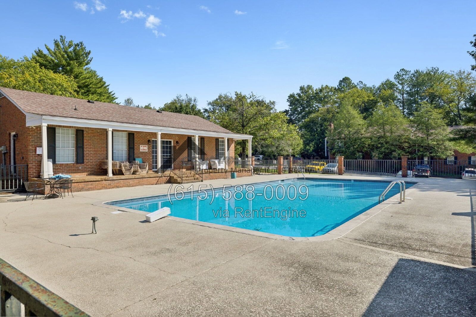 Charming 1 bed 1.5 bath at Laurelwood property image