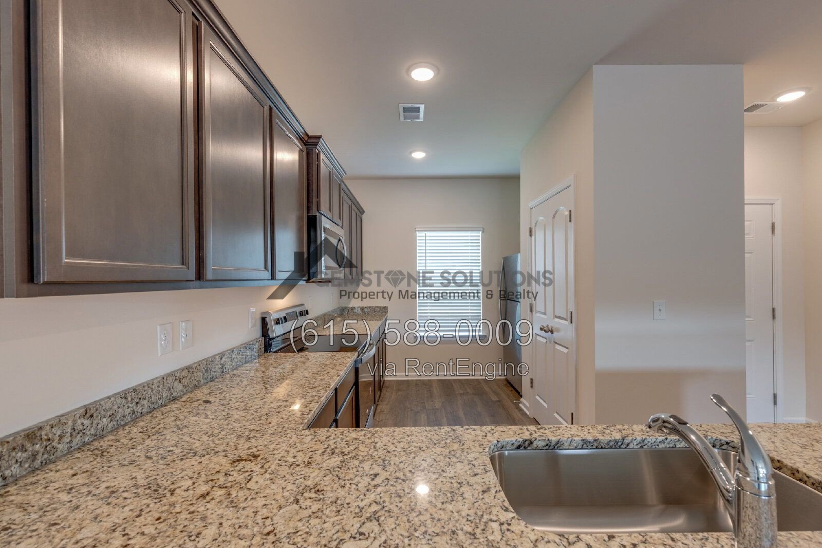 Incredible 5 bedrooms 2.5 bathrooms home in Columbia property image